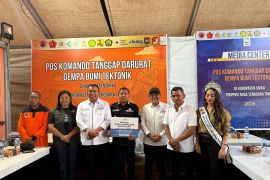 Pemkab Solok-APKASI salurkan bantuan untuk korban bencana di Sikka