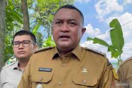 Pemkab Bogor perpanjang kegiatan pembersihan abu vulkanik hingga pekan depan