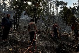 Polres Buol bersama unsur gabungan padamkan  kebakaran hutan dan lahan