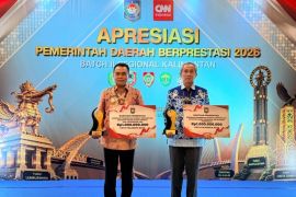 Palangka Raya raih penghargaan penyelenggaraan pendidikan dan pengelolaan lingkungan