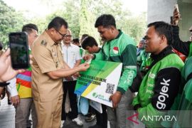 Pemkab Deli Serdang beri  perlindungan BPJS gratis untuk pengemudi ojol