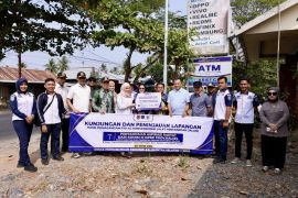 Dishub Kalsel pasang 25 PJU jaga keselamatan di Jalan Trans Kalimantan
