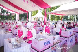 Pertamina Catat Rekor MURI Memasak Serentak di 8 Kota