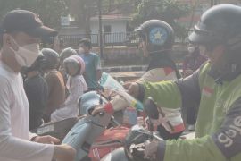 PLN UID Kalselteng bagikan 5.000 masker bagi warga terdampak karhutla