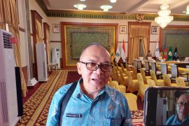Dinkes Kepri anjurkan warga pakai masker untuk menyegah ISPA