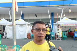 Pemkot Jayapura latih IKM kelola bahan baku menjadi arang briket