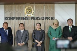 DPR dorong penanganan terpadu karhutla-kebencanaan lintas kementerian