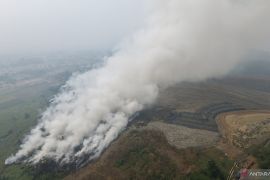 Bupati sebut kebakaran TPA Galuga Bogor sudah bisa dikendalikan