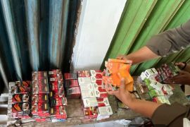 Pemkab Lamongan-Bea Cukai sita 50.572 rokok ilegal selama Juli-September