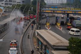Jakut mitigasi dampak abu vulkanik dengan "water mist" dan bagi masker
