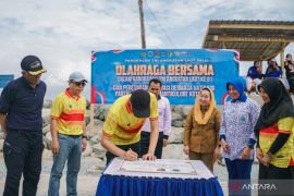 CPM-TNI revitalisasi Dermaga Vatuvuri demi tingkatkan ekonomi nelayan
