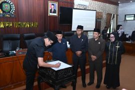 Pemkab-DPRD Trenggalek setujui belanja infrastruktur naik Rp37 miliar