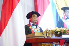 Rektor Unhas tekankan pentingnya adaptasi penggunaan AI