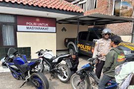 Hingga ke pelosok dan sekolah, Polres Garut gencarkan razia knalpot bising