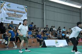 RIMO Badminton Cup resmikan ruang kolaborasi Bank NTB Syariah dan kampus