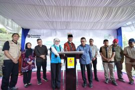 PLN UID Sumatera Barat Resmikan Pompanisasi Tenaga Surya, Alirkan Harapan Baru Petani Tanjuang Barulak