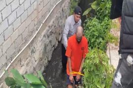 Polresta rekonstruksi 34 adegan kasus pembunuhan sekeluarga di Palu