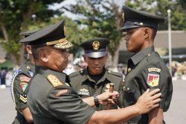 Pangdam Merdeka motivasi 326 prajurit muda jalani pengabdian