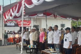 Wali Kota Pangkalpinang buka lomba senam tingkat SD untuk dorong pola hidup sehat