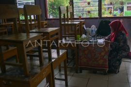 Pemkot Padang terapkan pembelajaran jarak jauh