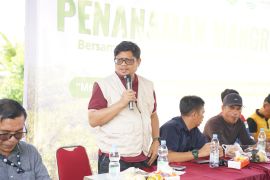 Dua menit yang belum cukup