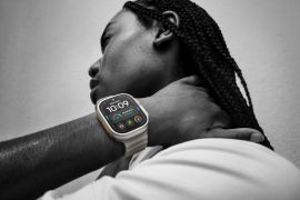 Apple Watch Ultra 4 rilis dengan pemantau detak jantung makin akurat
