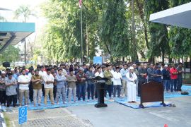 PLN UID Sulselrabar gelar salat istisqa hadapi musim kemarau