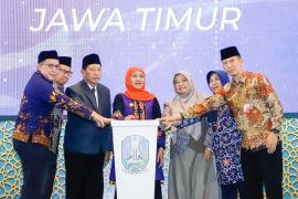 Khofifah resmikan pusat riset pesantren dan diniyah Jatim