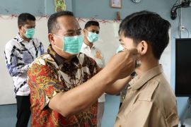 Wako Pariaman minta sekolah kurangi kegiatan belajar di luar ruangan