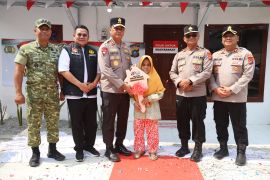 Kapolda Babel resmikan bedah rumah dan program Polisi Peduli Sekolah di Bangka Selatan
