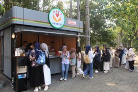 Universitas Jember luncurkan gerakan berbagi nasi bungkus untuk mahasiswa