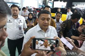 BBM sulit dicari, sekolah di Makassar beralih daring