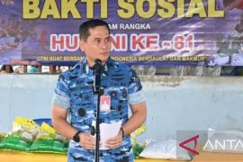 Lanud H. AS Hanandjoeddin gelar bakti sosial sambut HUT ke-81 TNI AL