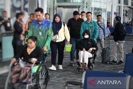Gubernur Sumut minta publik berhenti komentari korban MBG di Karo