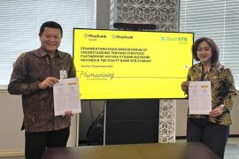 Perkuat layanan PMI, Bank NTB Syariah dan Maybank Indonesia jalin kemitraan