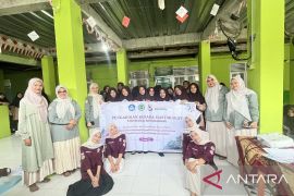 Tim PkM Unbrah edukasi santriwati cegah keputihan patologis melalui sanitasi diri dan kesehatan reproduksi