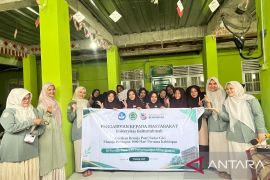 Gerakan Remaja Putri Sadar Gizi, Tim PkM Unbrah edukasi santriwati persiapkan 1000 hari pertama kehidupan