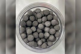 Mahasiswa di Palangkaraya kembangkan kosmetik berbahan arang kayu tumih