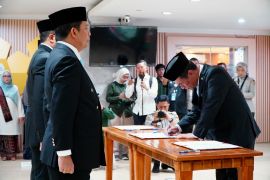 Kepala Bapanas minta tiga pejabat baru perkuat stabilitas harga pangan