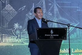 Menteri Bahlil tegaskan  cadangan BBM nasional aman