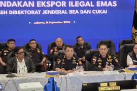 Customs foils gold smuggling at four Indonesian airports