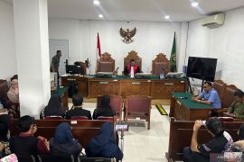 Hakim kabulkan sebagian praperadilan kelima Roy Suryo