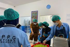 Pemkab Pasaman Barat ingatkan SPPG wajib patuhi SOP pelaksanaan MBG