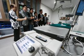 Teknik medis retrograde hingga bedah robotik dikenalkan di Bandung