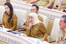 Gubernur Jatim dorong perlindungan lahan pertanian selaras industrialisasi