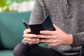 Samsung mungkin rilis Galaxy Z TriFold 2 lebih cepat susul iPhone Duo