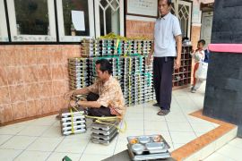 Disdik Mataram meminta guru pastikan MBG sebelum dibagikan ke siswa