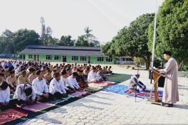 Kemenag Belitung gelar shalat Istisqa meminta hujan