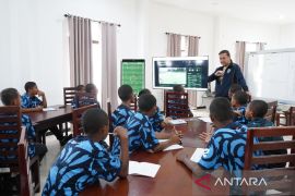 PFA menginsipirasi anak Papua mengejar mimpi jadi pesepak bola profesional