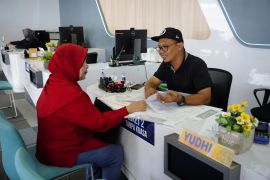Masyarakat manfaatkan waktu akhir pekan untuk mengurus keperluan pertanahan dengan PELATARAN